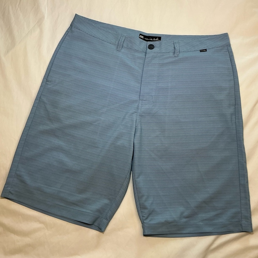 Travis Matthew Blue Striped Golf Performance Shorts Men’s size 36
